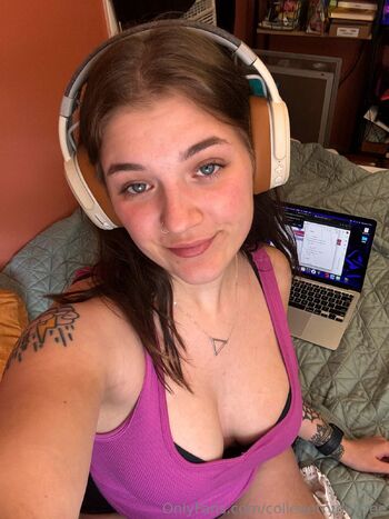 Rain / rainnwilderfree nude photo #14