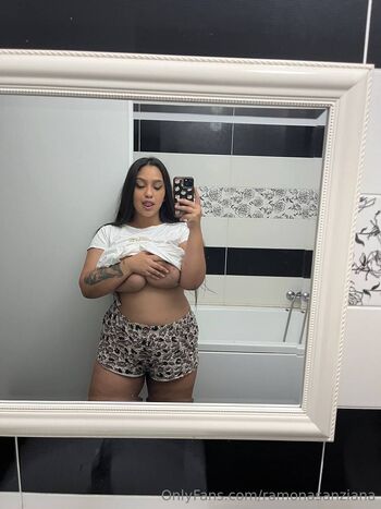 RAMONA SANZIANA / ramonasanziana nude photo #35