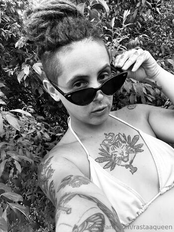 rastaquee / rastaaqueen nude photo #14