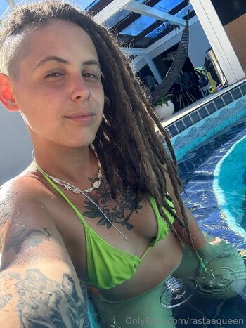 rastaquee / rastaaqueen nude photo #19