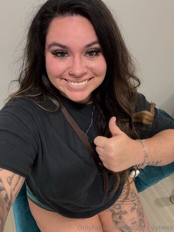 𝗥𝗬 𝗖𝗥𝗘𝗔𝗠𝗬𝗕𝗕𝗬 / raunchy_ryliexx nude photo #34