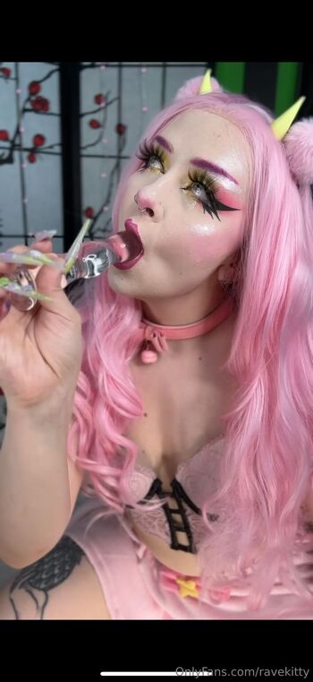 RAVE KITTY DM M / ravekitty nude photo #3