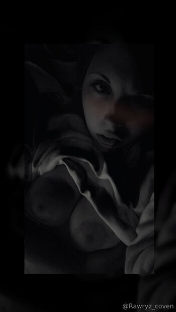 MISTRESS RAWR / rawryz_coven nude photo #2