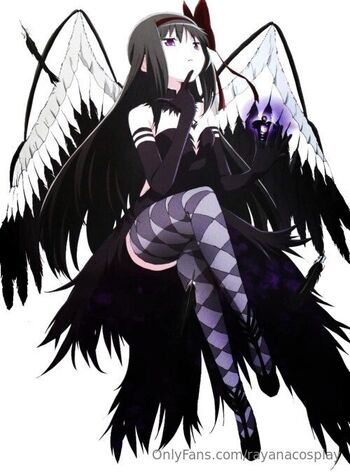 Rayana Lamperoug / rayanacosplay nude photo #1