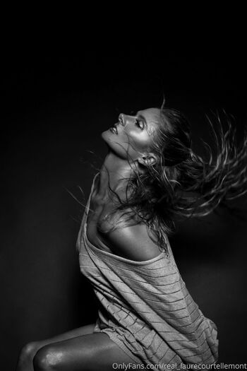 Laure Courtellemont Exclusiv / real_laurecourtellemont nude photo #2