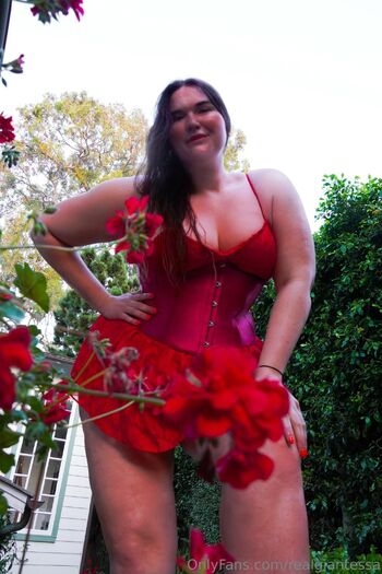 Giga Goddess Al / realgiantessa nude photo #12