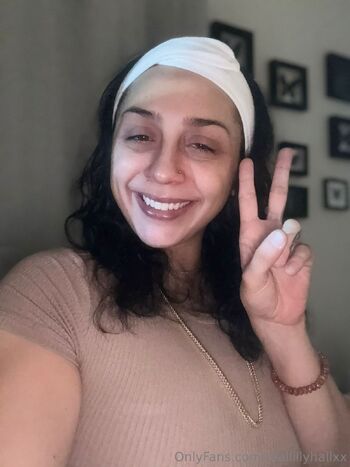 Lilly Hal / reallillyhallxx nude photo #30