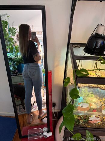 OnlyFans / reallybre nude photo #10