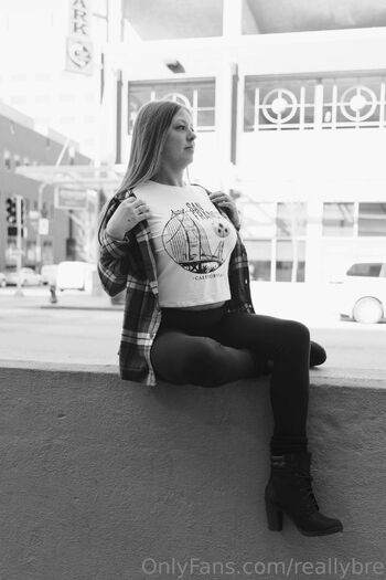 OnlyFans / reallybre nude photo #28