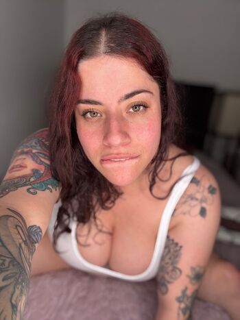 GORILLA GRIP PUSSY / realmeltay nude photo #10