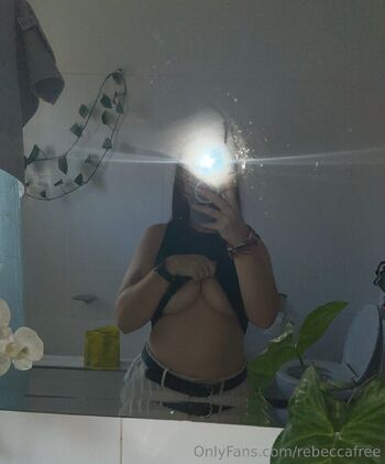 𝐑𝐄𝐁𝐄𝐂𝐂𝐀 𝐅𝐑𝐄𝐄 / rebeccafree nude photo #2