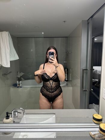 𝐑𝐄𝐁𝐄𝐂𝐂𝐀 𝐅𝐑𝐄𝐄 / rebeccafree nude photo #6