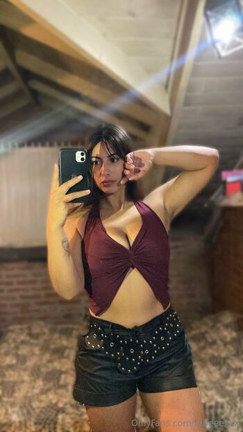 Rebeca / rebeeexxx nude photo #2