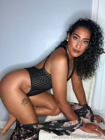 Cutencurvy5 / red_wine561 / cutencurvy_561 / rwine56 / cutencurvy5691 nude photo #12