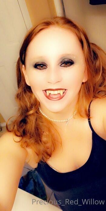 Redheaded beaut / redheadbeauty2222 / preciousredwillow / red_head_sexy_ / redheadbeauty2022 nude photo #29