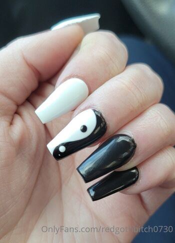 redheadgothwitch0730