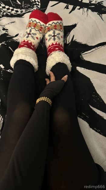 D / redimp666 nude photo #2