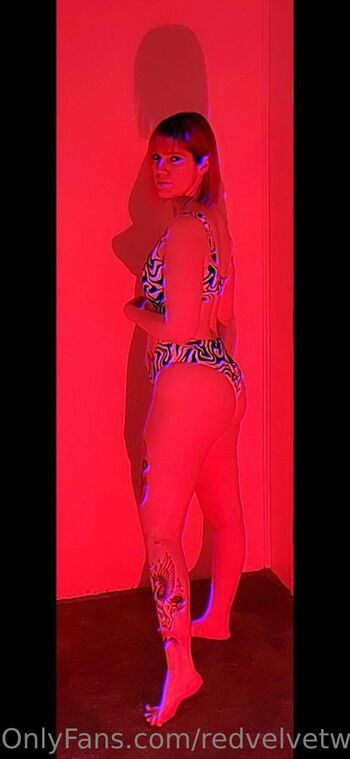 Red Velve / redvelvetwoman nude photo #14
