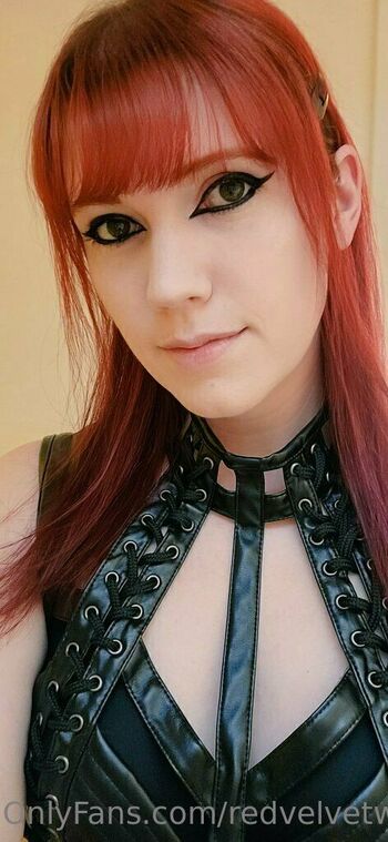 redvelvetwoman
