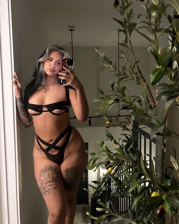 Rei Katara .. / reikatara / frenchiarmelle nude photo #2