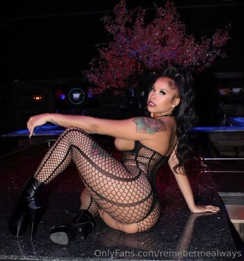 DeJ / remebermealways nude photo #4