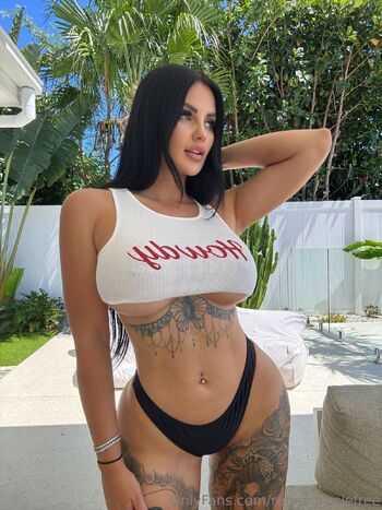 Renee Gracie Australias Quee / reneegraciefree nude photo #7