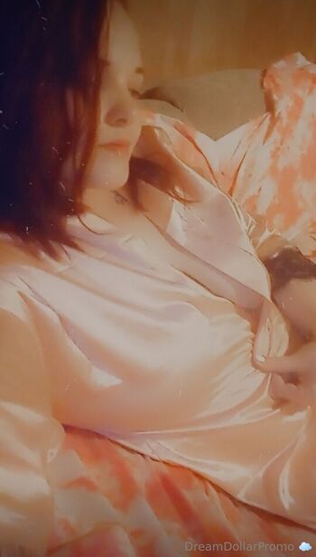 𝑹𝒊𝒂𝒉𝒙𝒙𝒙𝑩𝒂𝒃𝒚 / riahxxxbaby / thicccriah / thickriahxbaby nude photo #4