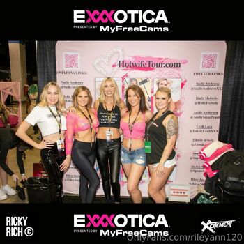 Riley Jacobs FREE Page / rileyann120 / riley_jacobs_oneandonly nude photo #23