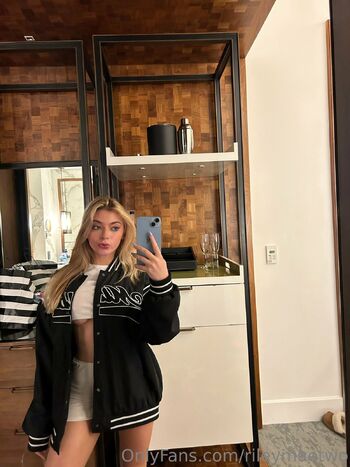 Riley Ma / rileymaetwo nude photo #38