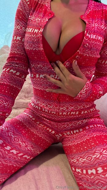 Riley Murra / rileymurray nude photo #12