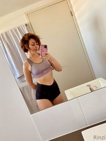 RINZI / rinzi nude photo #4