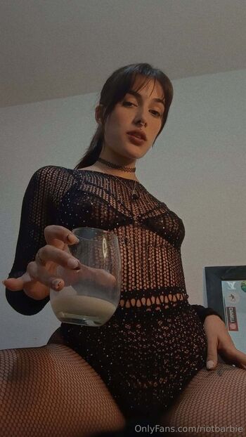 𝕄𝕚𝕤𝕤𝔹𝕒𝕓 / riotbarbie nude photo #3