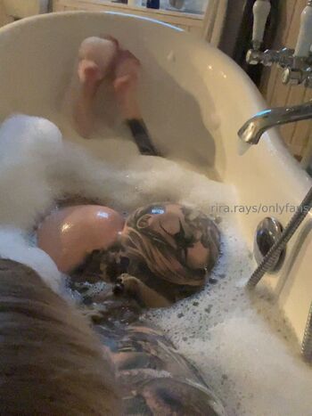 Rira / rira.rays nude photo #22