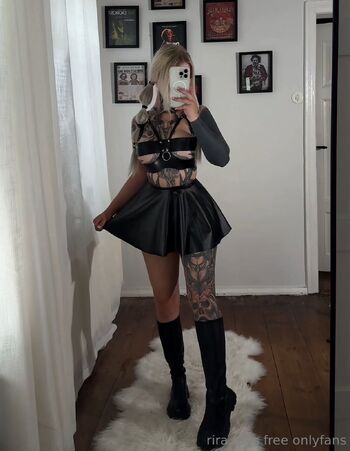 Rir / rira.rays2 nude photo #3