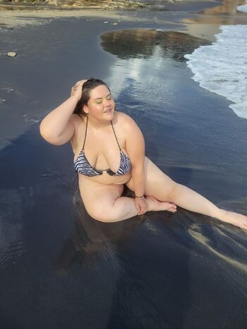 Robin LeFa / robinlefay nude photo #15