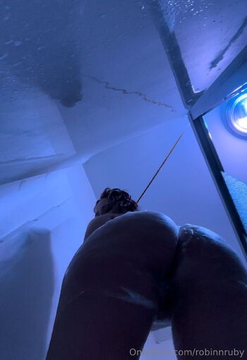 Robin Rub / robinnruby nude photo #4