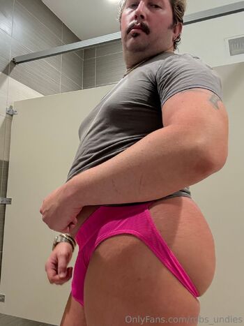 Undiefan Ro / robs_undies nude photo #31