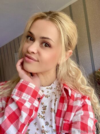 Nancy / rodriguez_nancy nude photo #12