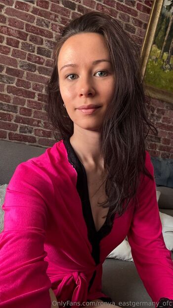 Ronya Eastgerman / ronya_eastgermany_ofc nude photo #18