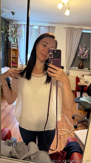 Ronya Eastgerman / ronya_eastgermany_ofc nude photo #22