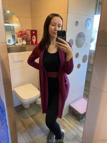 ronya eastgermany ofc