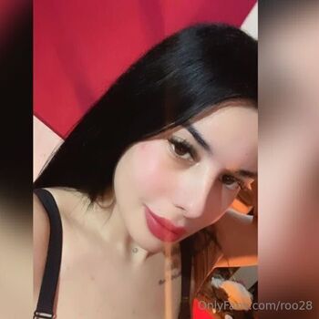 Capricorniana / roo28 nude photo #1