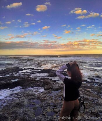 OnlyFans / rosalie.red nude photo #1