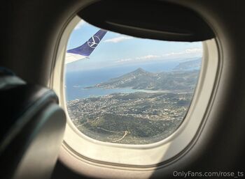 OnlyFans / rose_ts nude photo #16