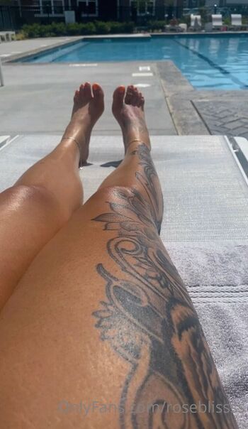 Roseblisss / roseblissss nude photo #14