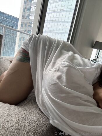 Roseblisss / roseblissss nude photo #29