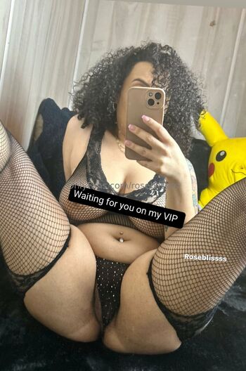 Roseblisss / roseblissss nude photo #30