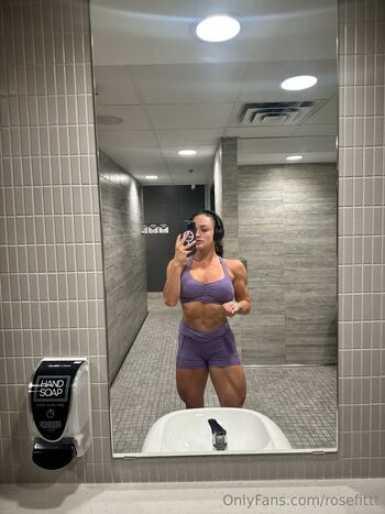 Rose Fittt / rosefittt nude photo #12