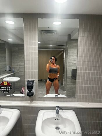 Rose Fittt / rosefittt nude photo #22