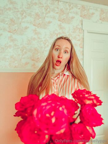 Rose Kell / rosekellyppv nude photo #1